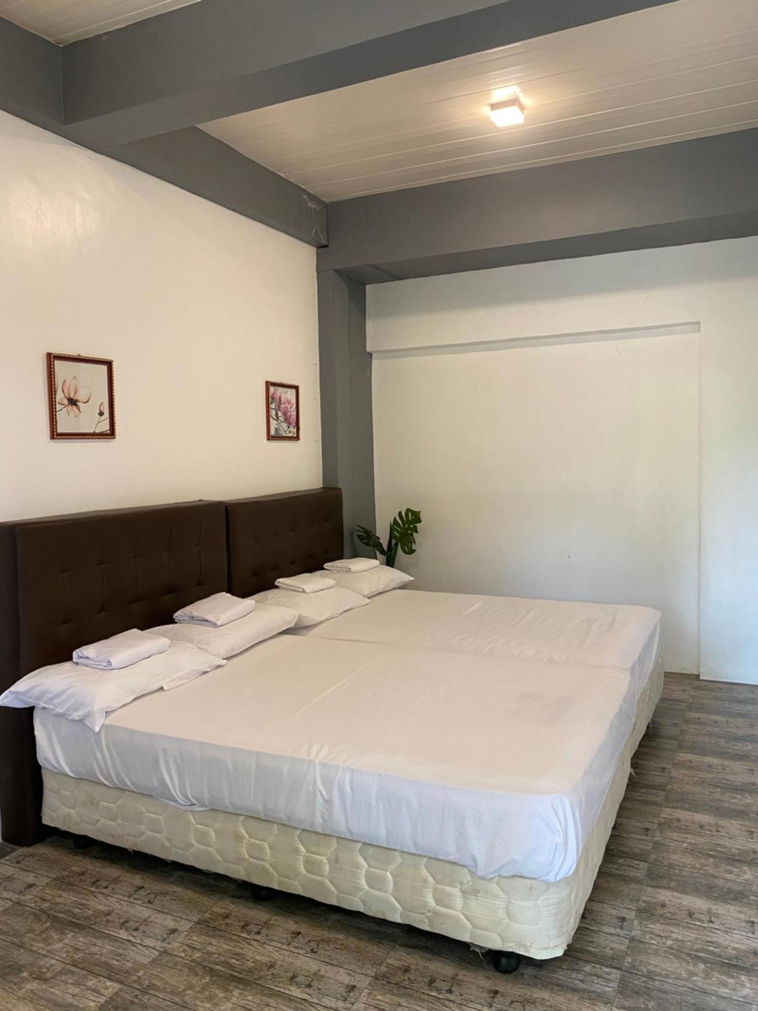 Floating Sanctuary Resort Powered By Cocotel Bulacan Habitación foto